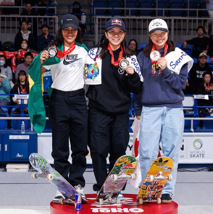 Rayssa Leal é prata na final do Mundial de Skate Street 2023 em Tóquio
