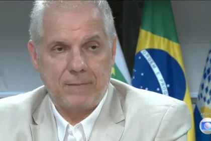 Presidente do INSS é demitido após PF descobrir desconto indevido, desde 2019, de R$ 6,3 bi de aposentados e pensionistas
