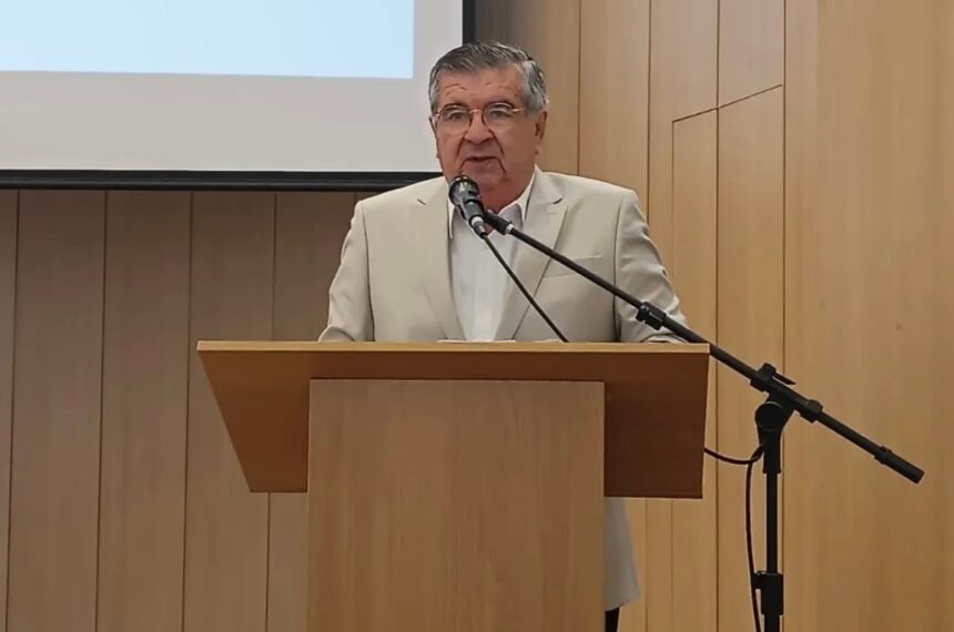 Roberto Paulino é homenageado pelo corpo de bombeiros