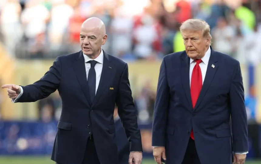 Trump e Infantino